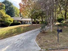 1351 Old Johnson Ferry Rd Ne - Photo 1 of 1