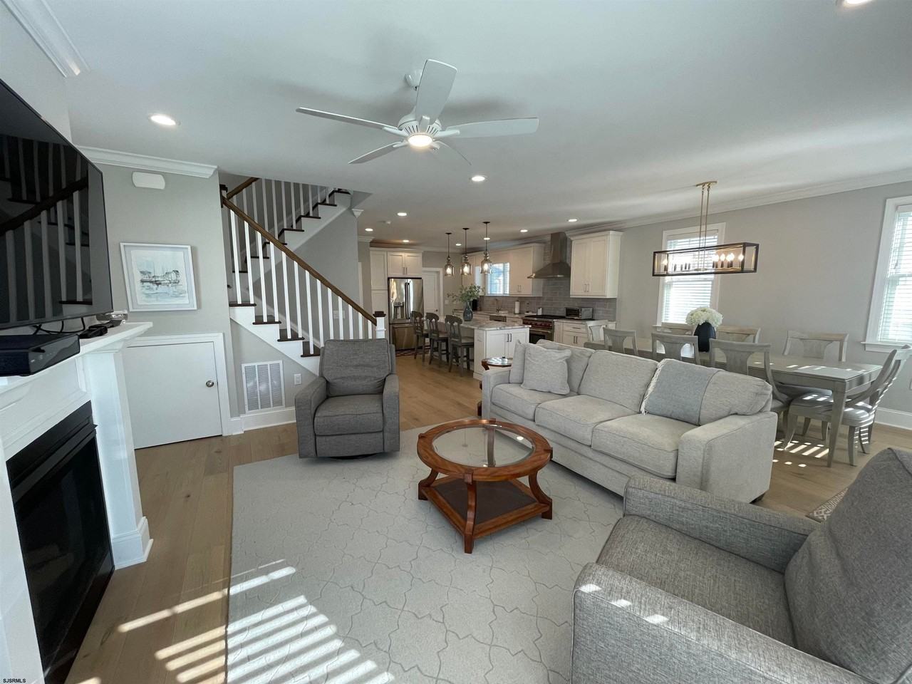 5 S Knight Ave - Photo 7 of 38