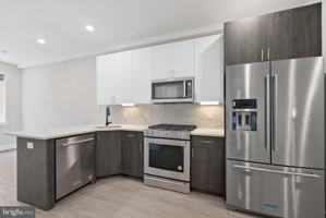 featured image of 408 N Front St #3