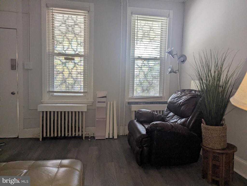 657 N 37th St - Photo 7 of 25