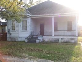 featured image of 300 Burton Ave