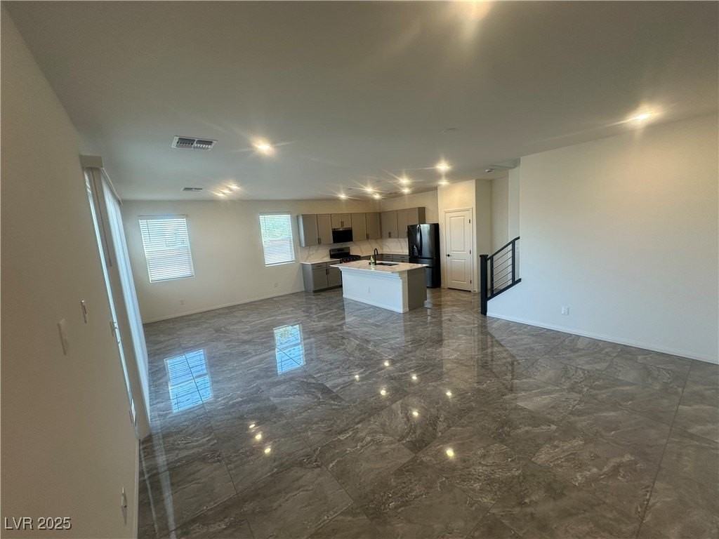 6634 Tumoulin St - Photo 6 of 48