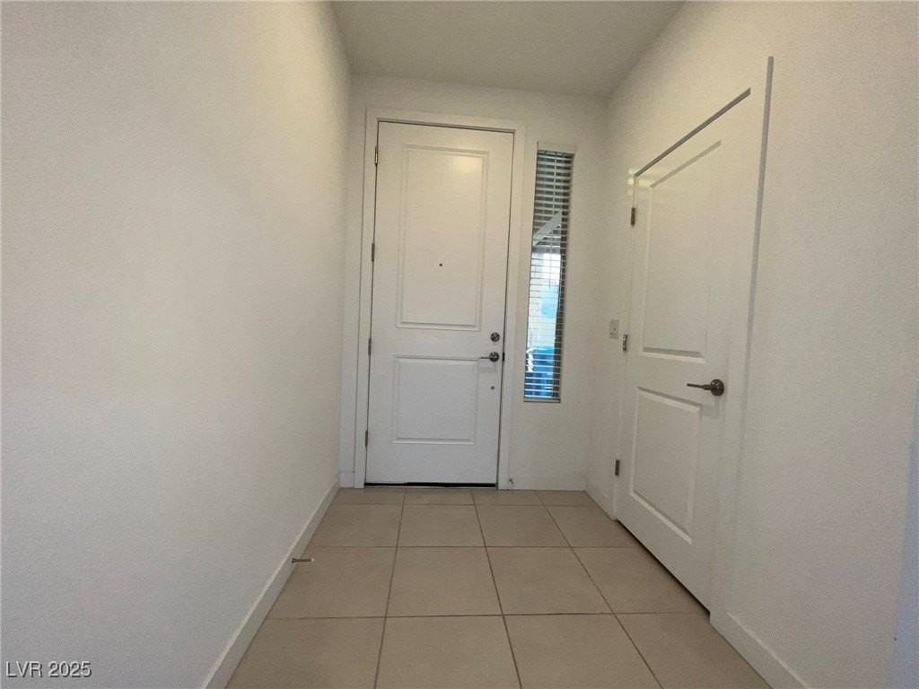 612 Emerson Creek Ct - Photo 5 of 28