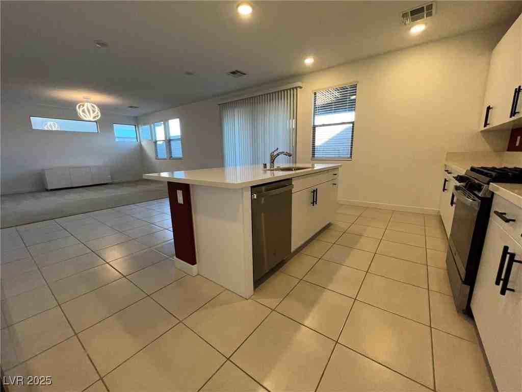 612 Emerson Creek Ct - Photo 7 of 28