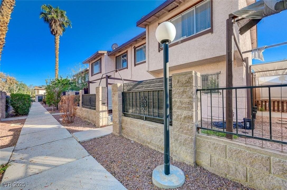 4339 Spencer St #15 - Photo 7 of 35