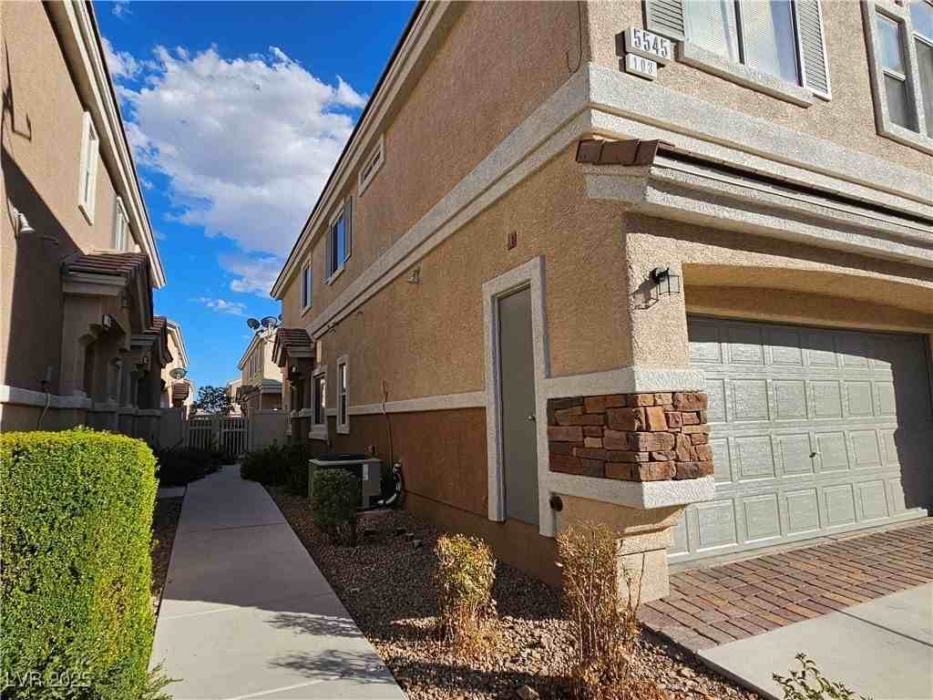 5545 Dueces Wild Court #103 - Photo 3 of 26