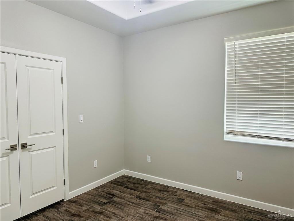 1101 Sugar Garden Ave #1 - Photo 6 of 10