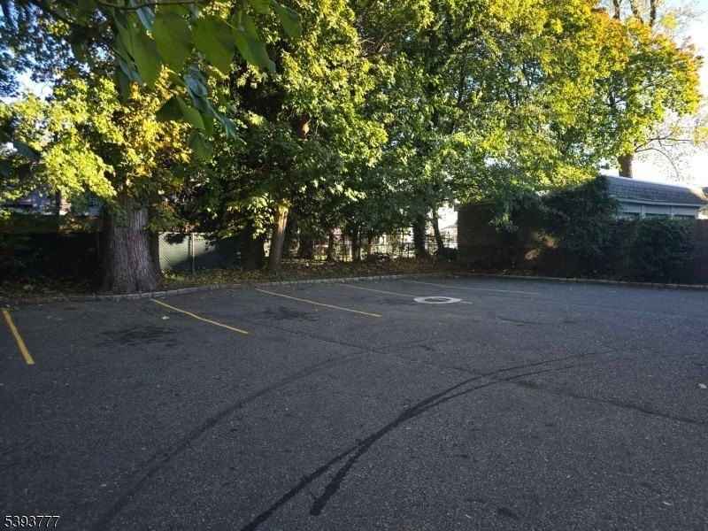 105 Main St - Photo 5 of 17