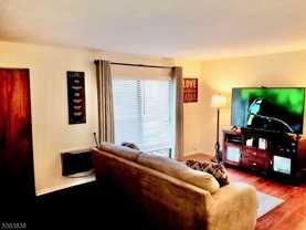 710 Mill St #H1 - Photo 1 of 1