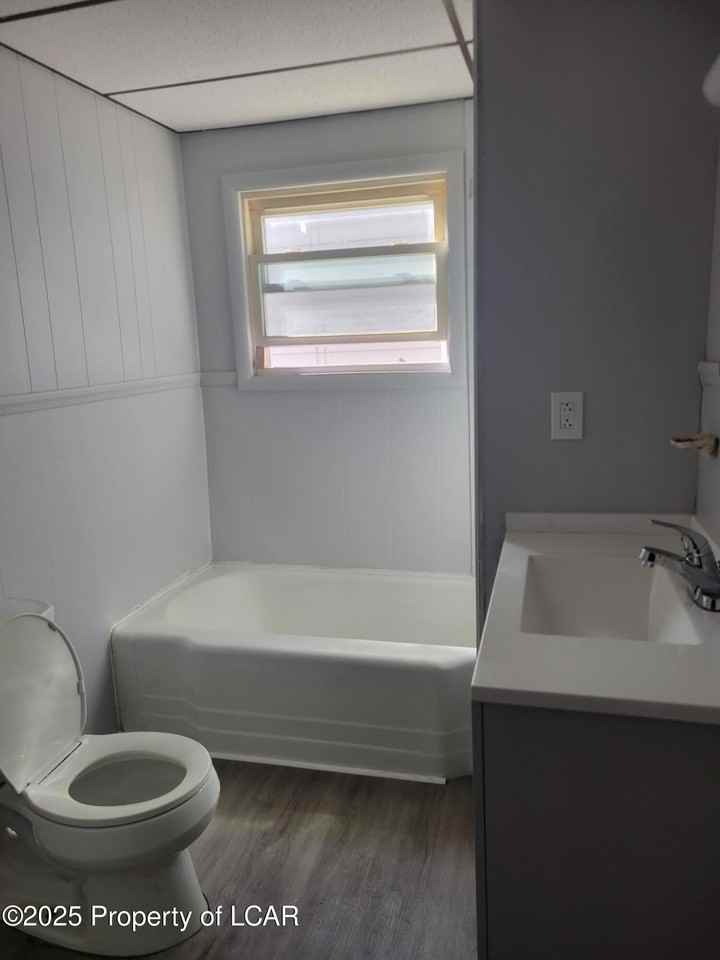 37 Hale St - Photo 5 of 9