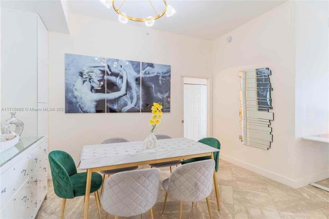 802 W Windward Way #411 - Photo 7 of 39