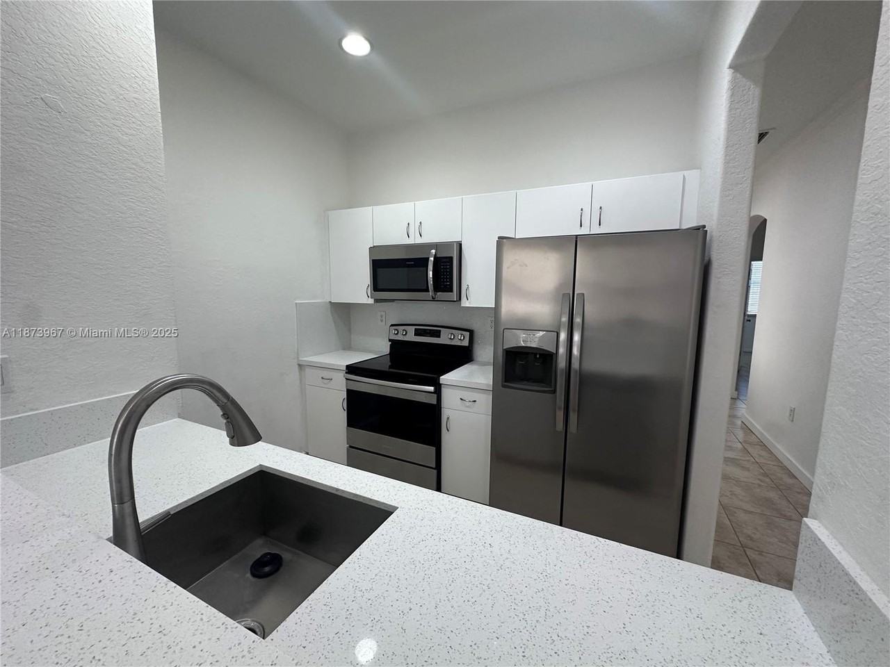 11014 Sw 237th Ln - Photo 6 of 45