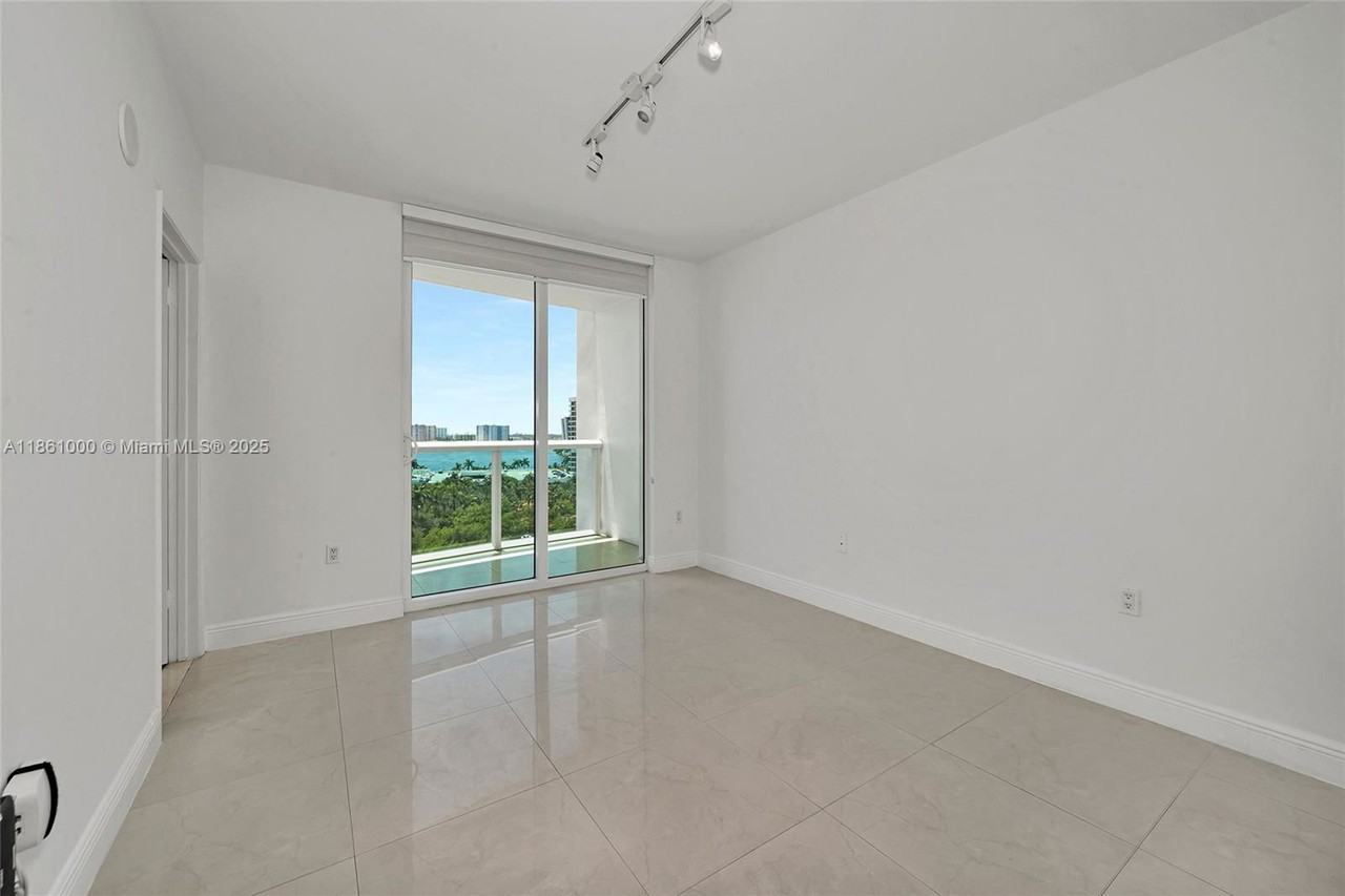 Turnberry Way #1831 - Photo 5 of 8
