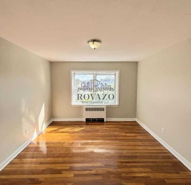 67 Lincoln Avenue #1B - Photo 7 of 8