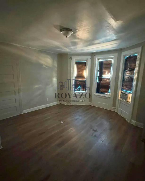 138 Seymour Avenue #2 - Photo 5 of 8