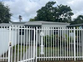 featured image of 5329 Nw 8th Ave #1