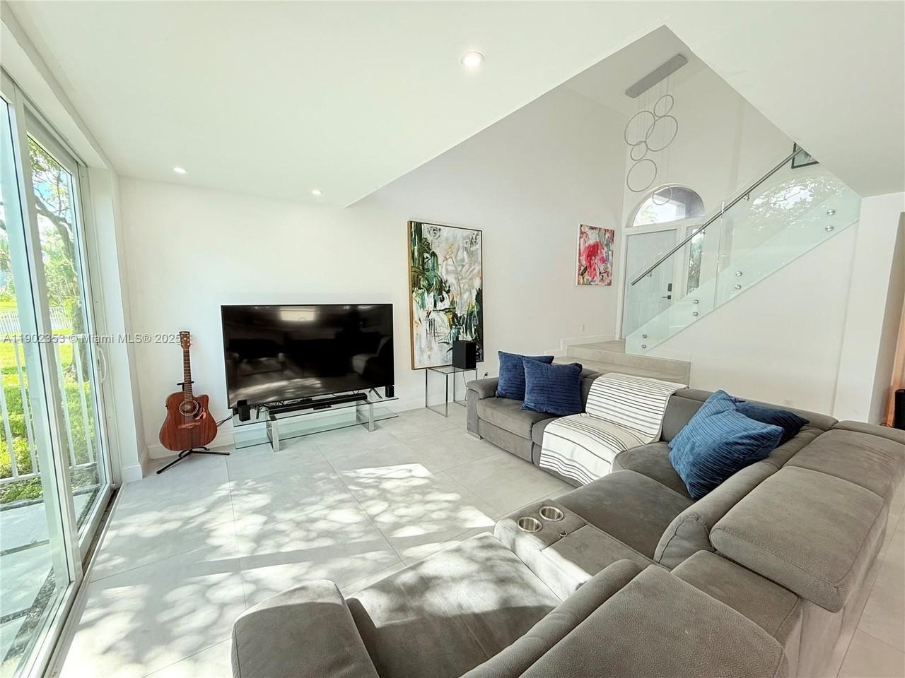 10626 Northwest 7th Street #10626 - Photo 4 of 50