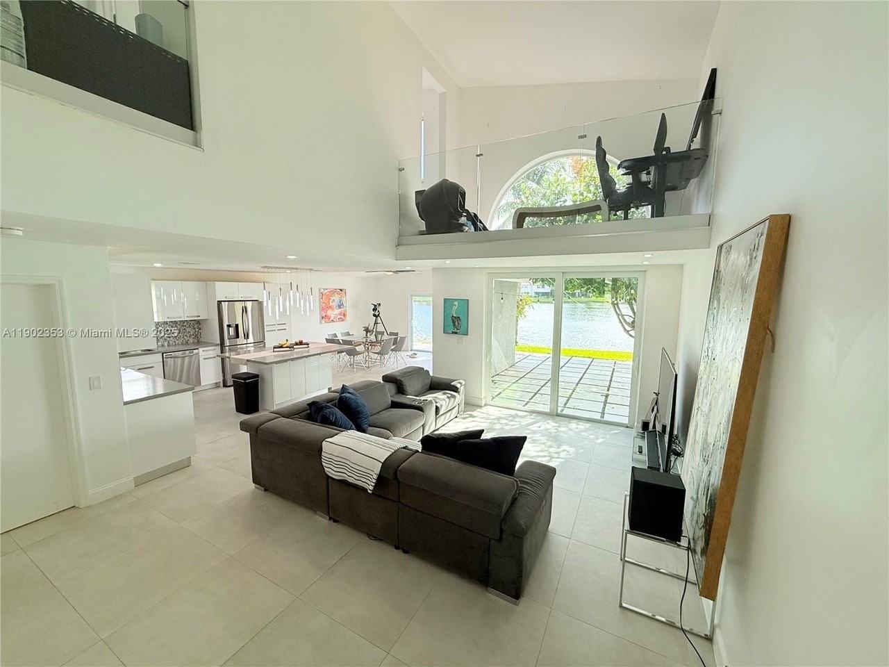 10626 Northwest 7th Street #10626 - Photo 5 of 50