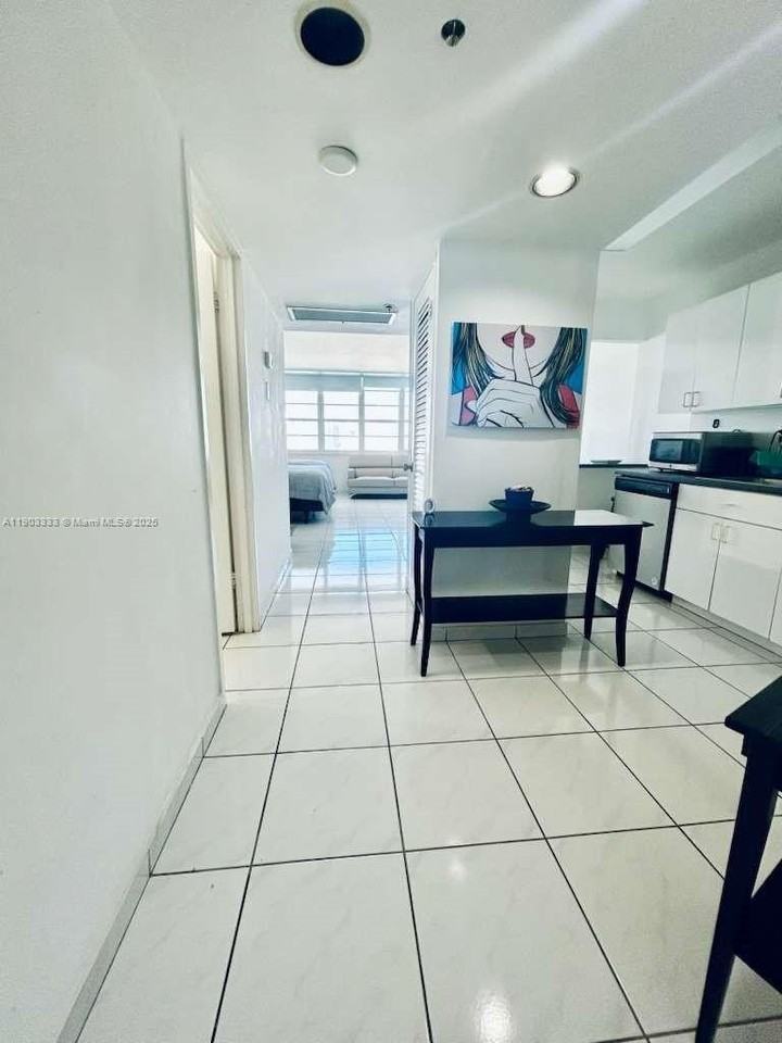 100 Lincoln Rd #1639 - Photo 5 of 10