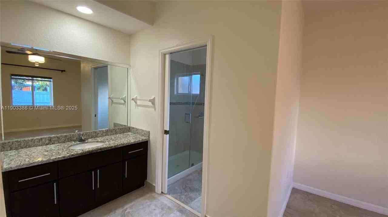 15585 Sw 178th Ln #A - Photo 6 of 11