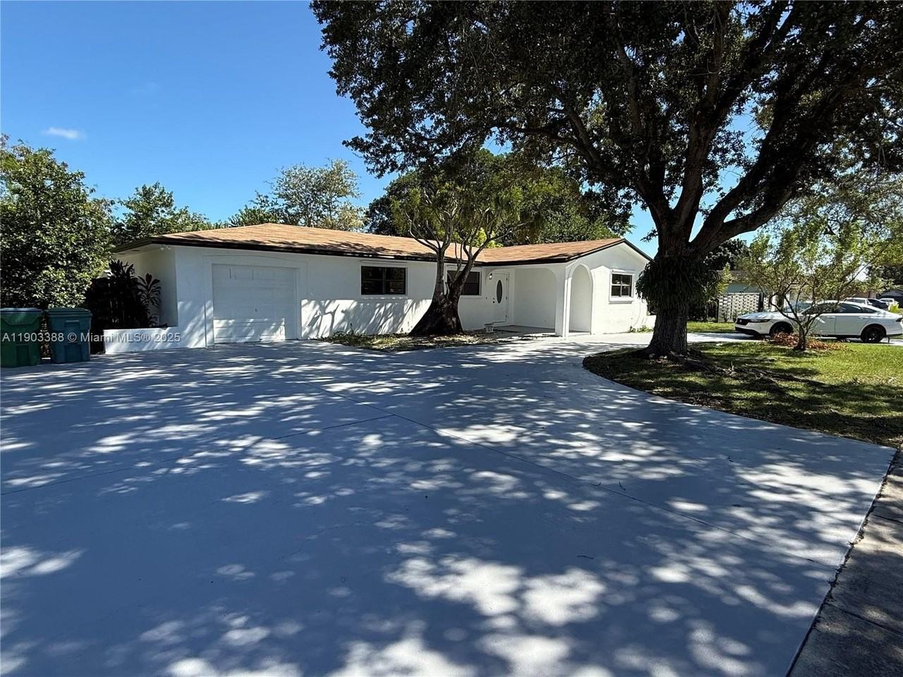 28221 Sw 162nd Ave - Photo 2 of 33