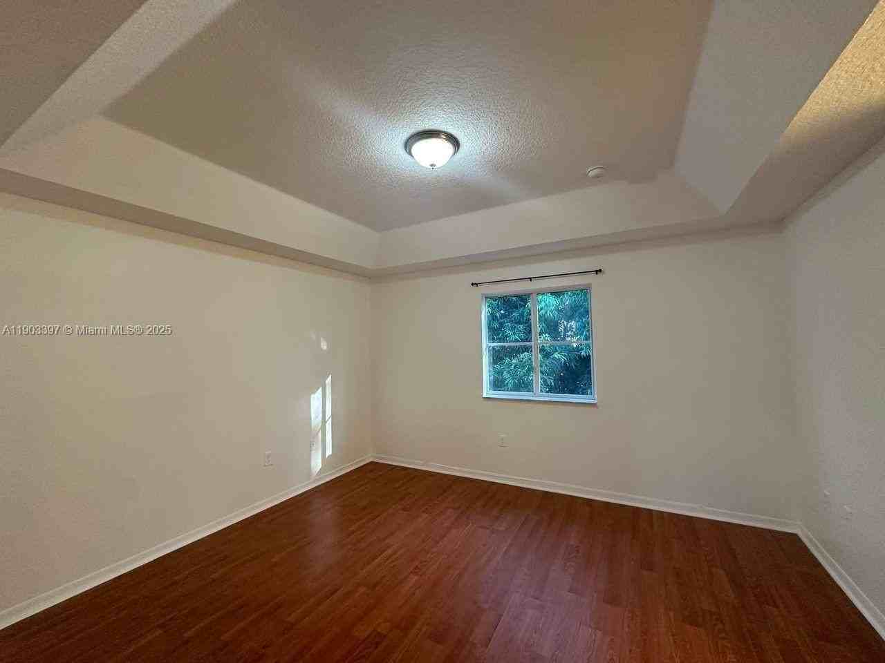 1712 Se 31st Ct #0 - Photo 7 of 27