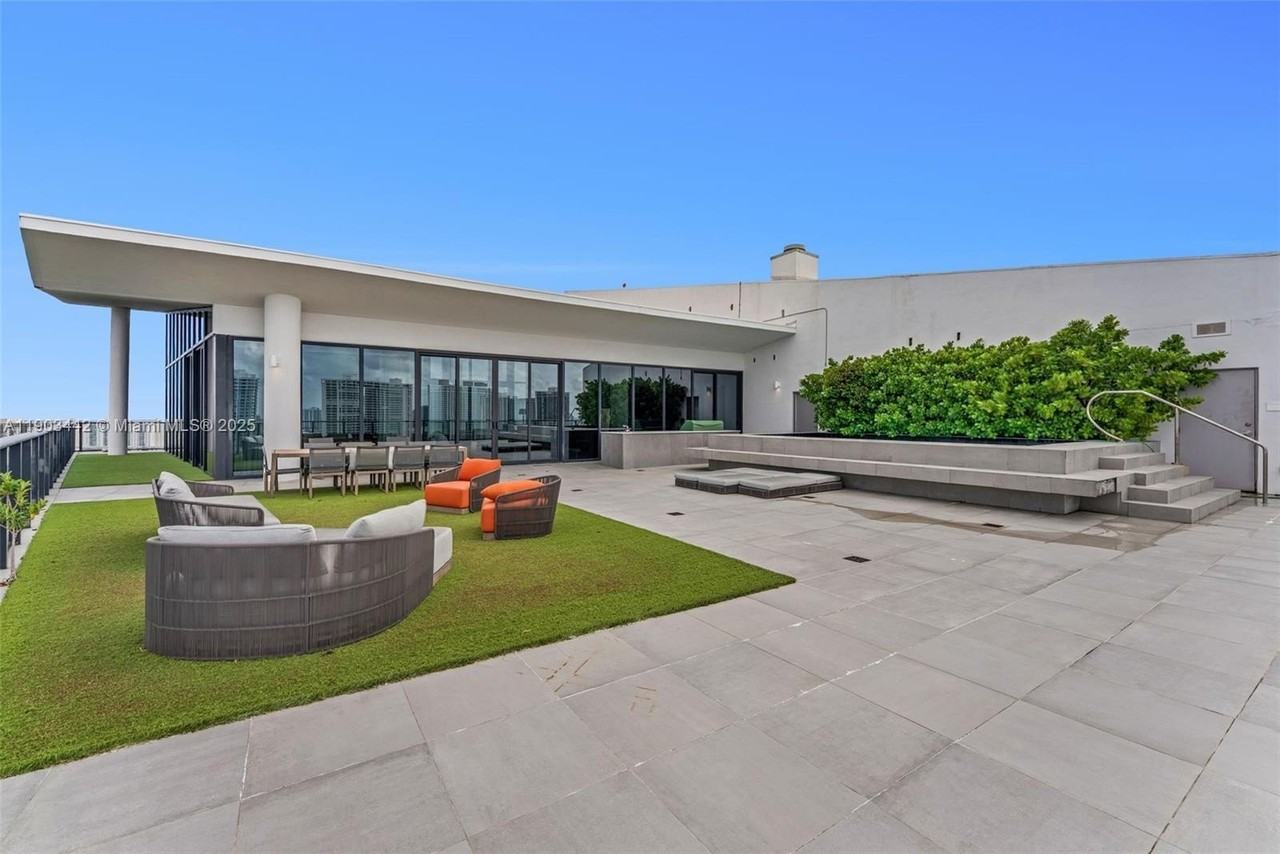 5500 Island Estates Dr #1501 - Photo 2 of 27