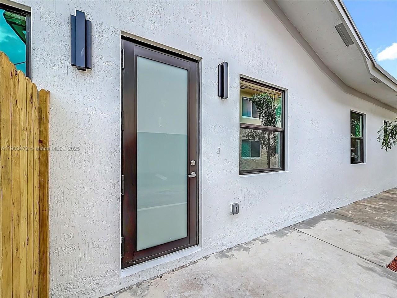 410 Nw 41st St #410 - Photo 6 of 49