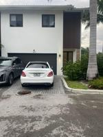 featured image of 3270 Sw 44th St