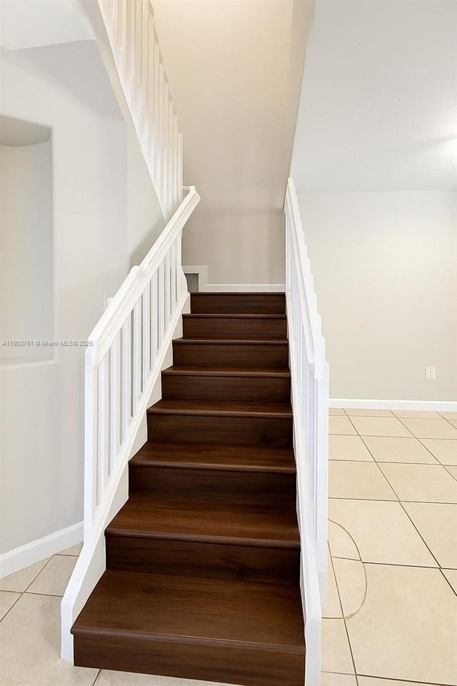 2417 Se 14th St - Photo 5 of 18