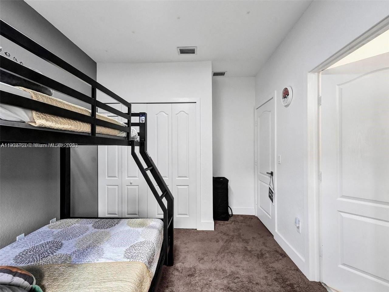 7565 Nw 177th Ter #7565 - Photo 7 of 35