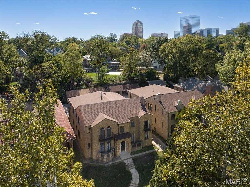 7358 Pershing Ave - Photo 2 of 16