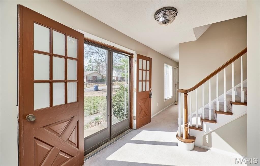 15215 Golden Rain Drive - Photo 5 of 36