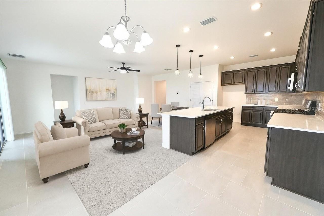 1193 Cavender Creek Road - Photo 6 of 22