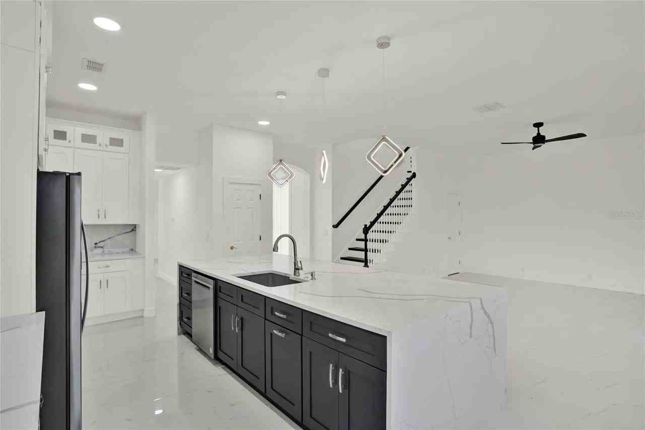 8418 Bowden Way - Photo 3 of 31