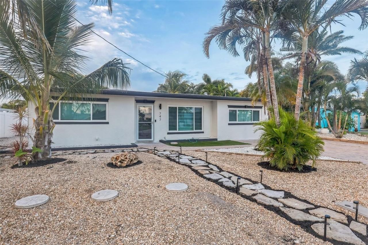 747 Pruitt Drive - Photo 4 of 17