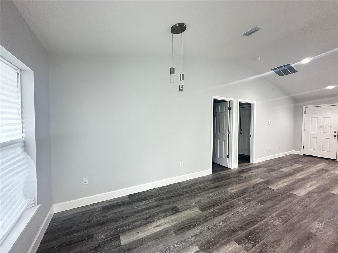 13770 Sw 113th Ln - Photo 3 of 11