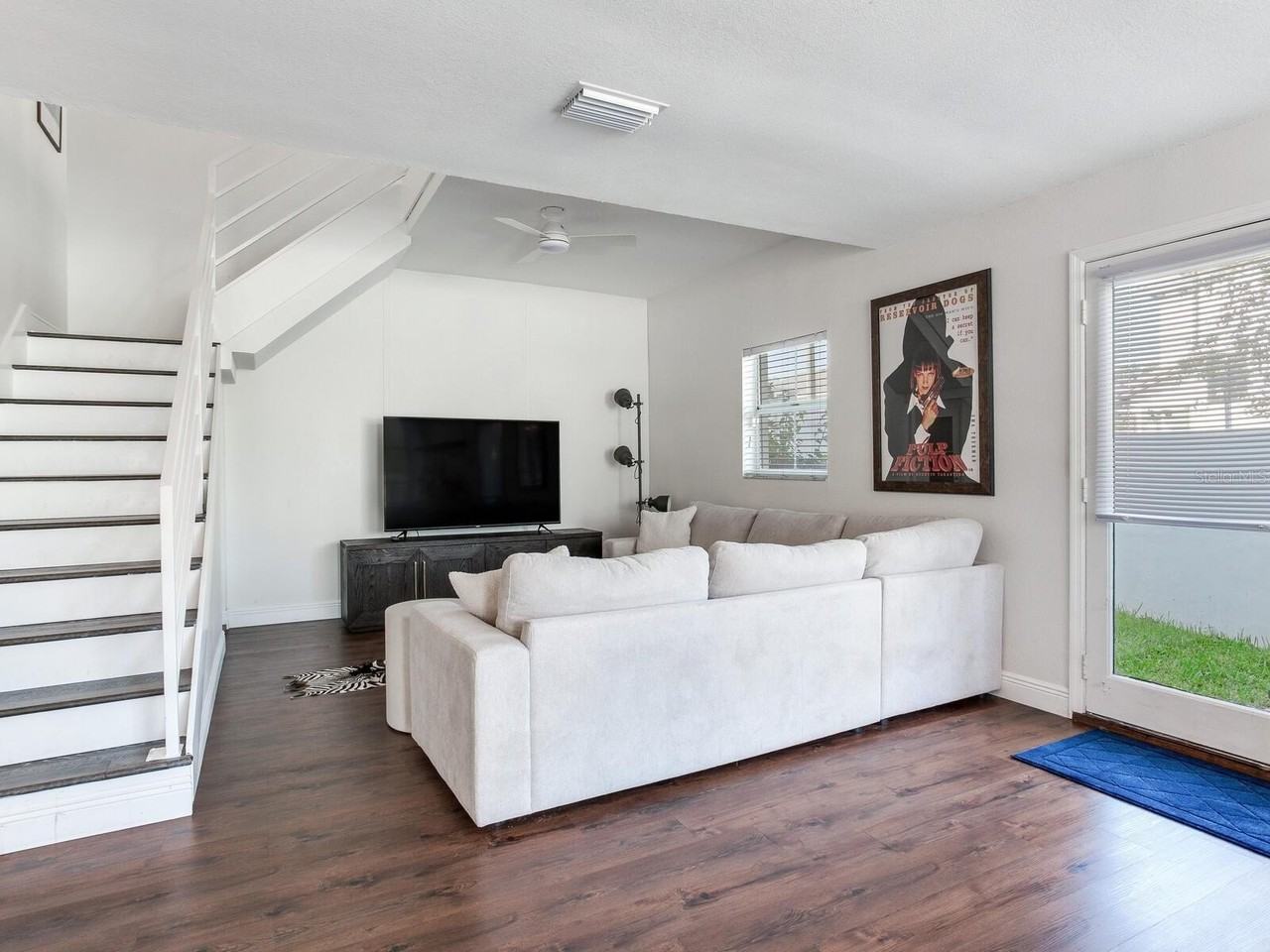 3219 West San Juan Street #B - Photo 6 of 32