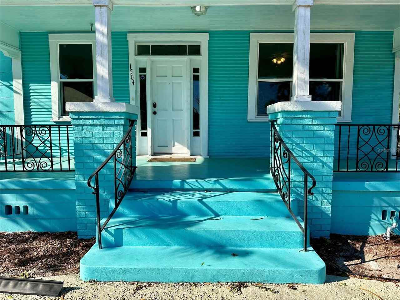 1504 E 33rd Ave - Photo 7 of 34