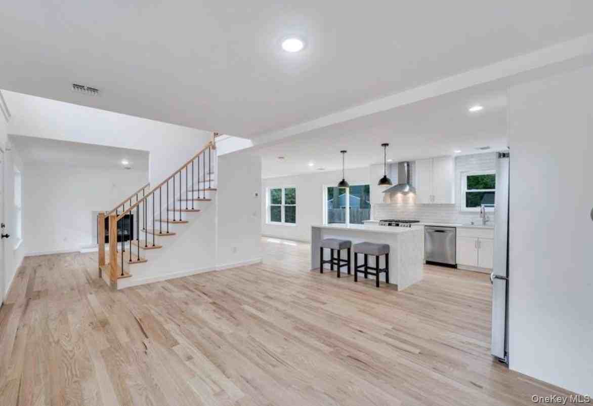 34 Huyler Rd - Photo 2 of 11