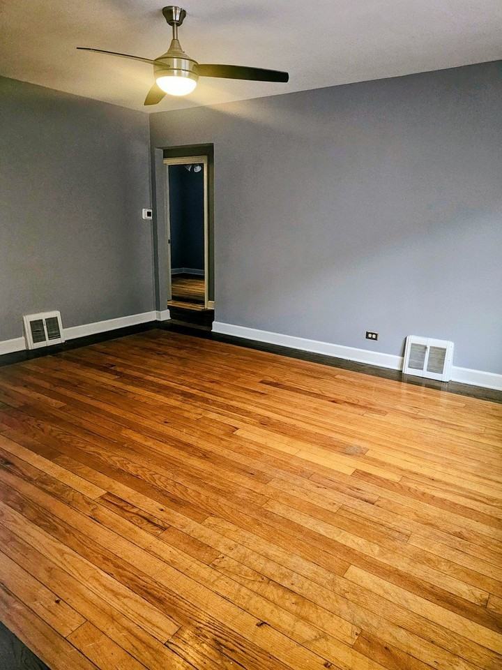 7630 S Jeffery Blvd #1 - Photo 2 of 7