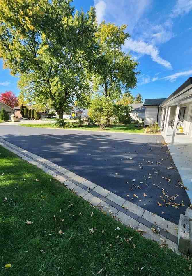 106 Mound Street - Photo 2 of 22