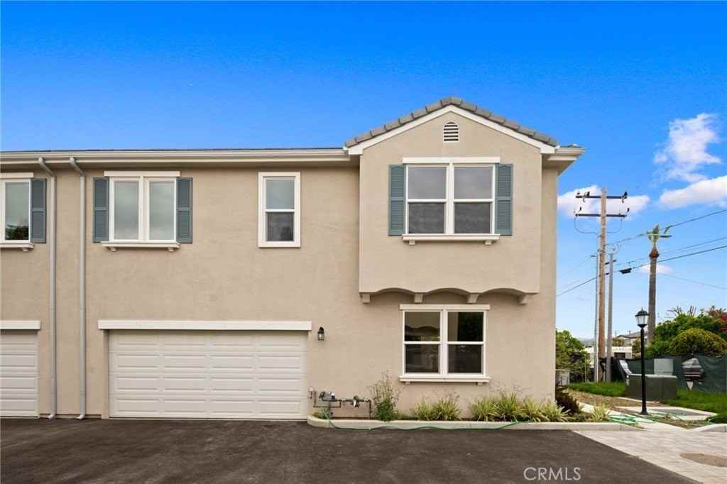 11237 Gladhill Rd #4 - Photo 3 of 34