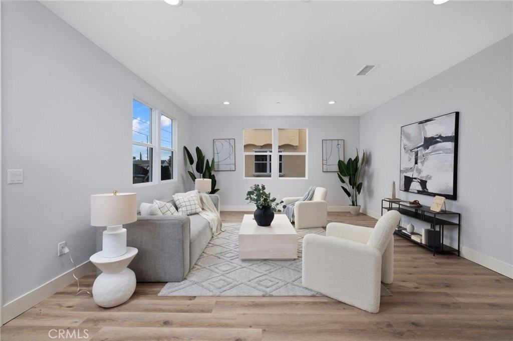 11237 Gladhill Rd #4 - Photo 5 of 34