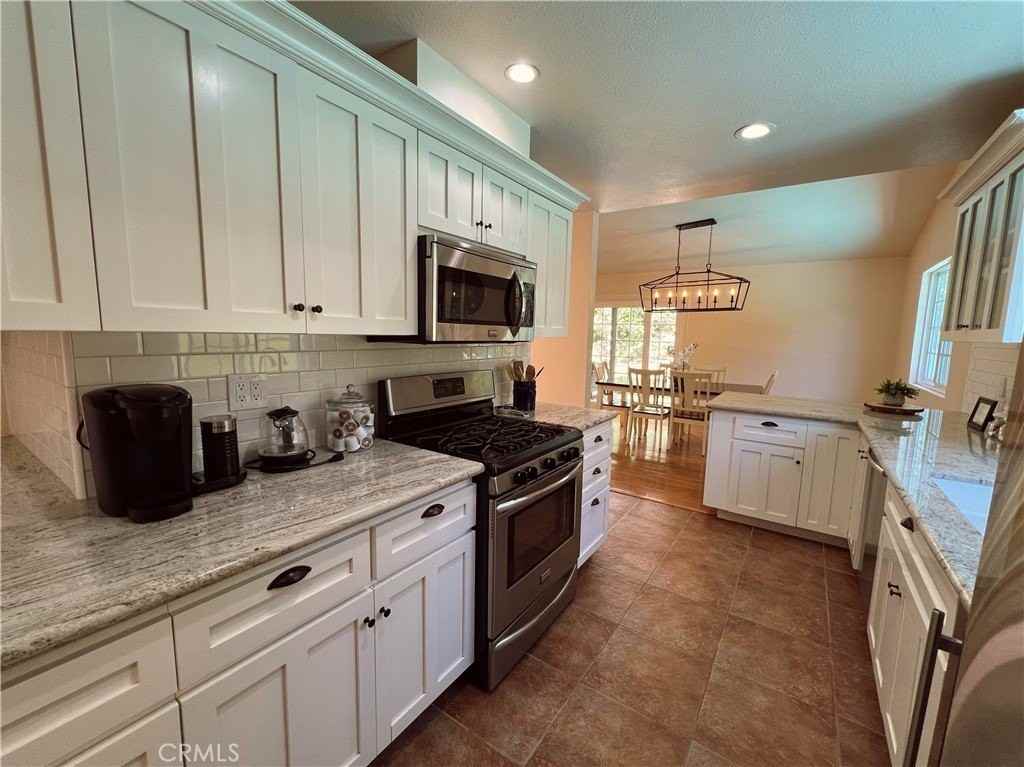 5309 Lockhurst Drive - Photo 4 of 20