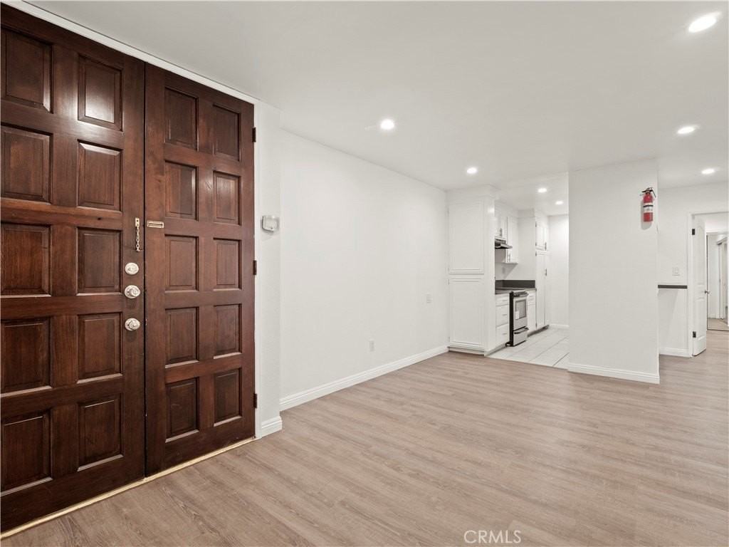 5334 Lindley Avenue #125 - Photo 2 of 50