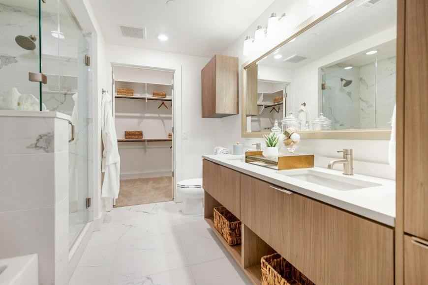 3739 Cogdell Street - Photo 5 of 10