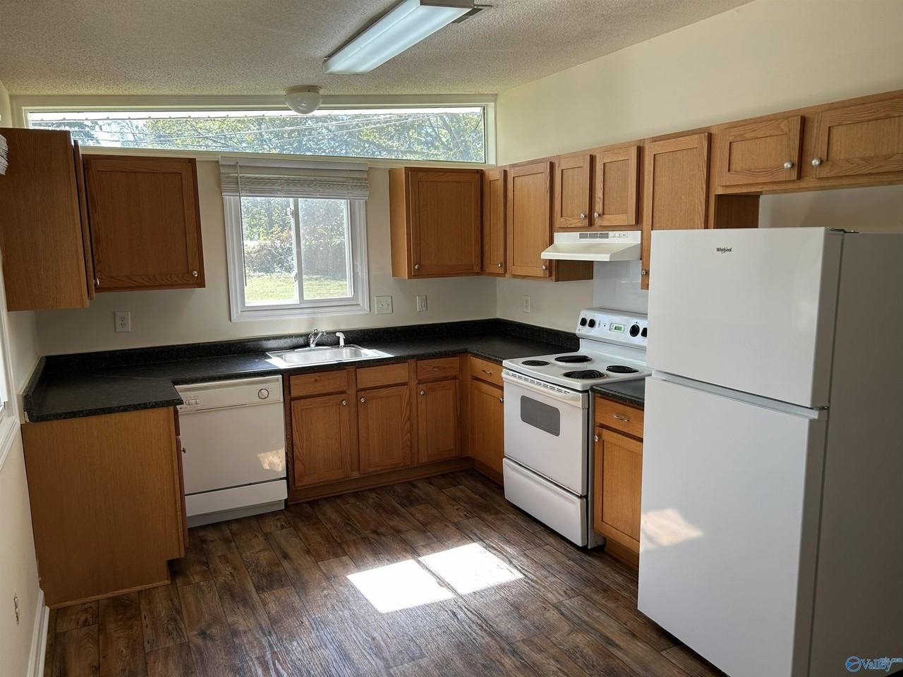 427 S Edgemont Cir Nw - Photo 2 of 12