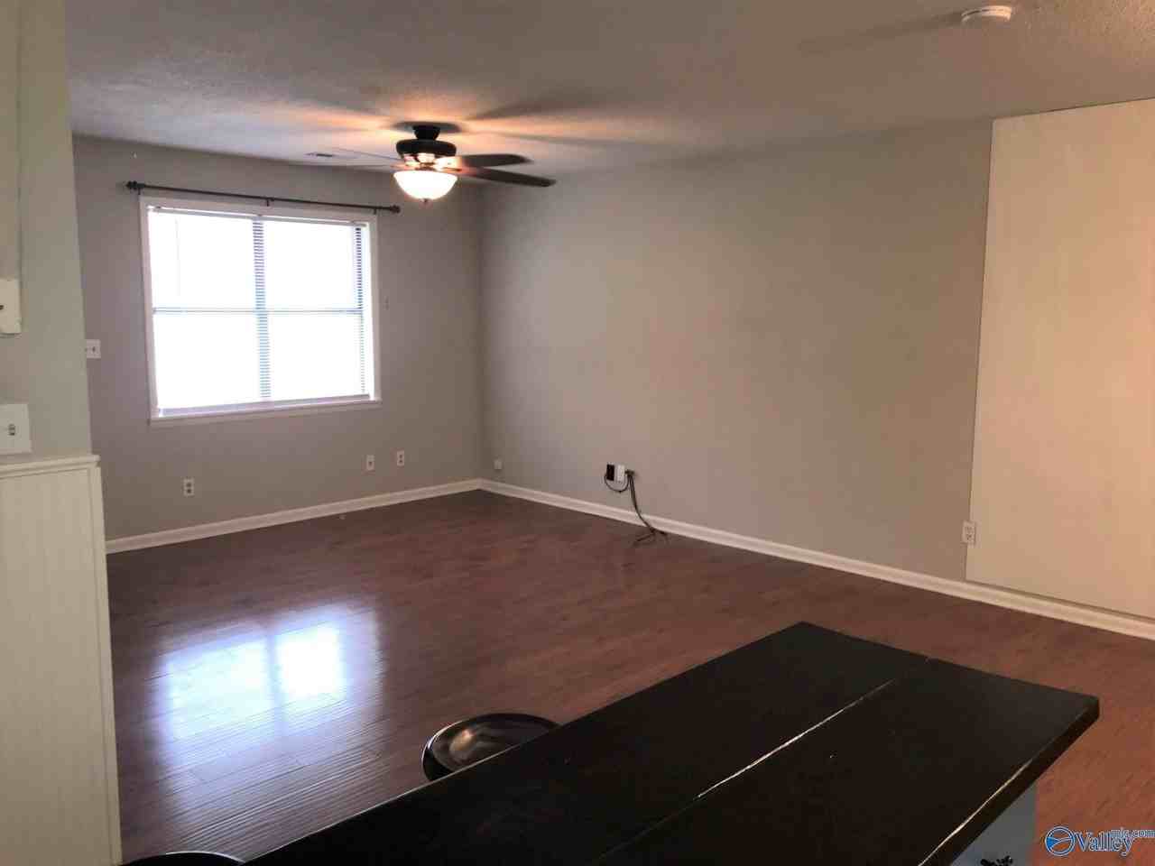 22193 Bragg St - Photo 5 of 15