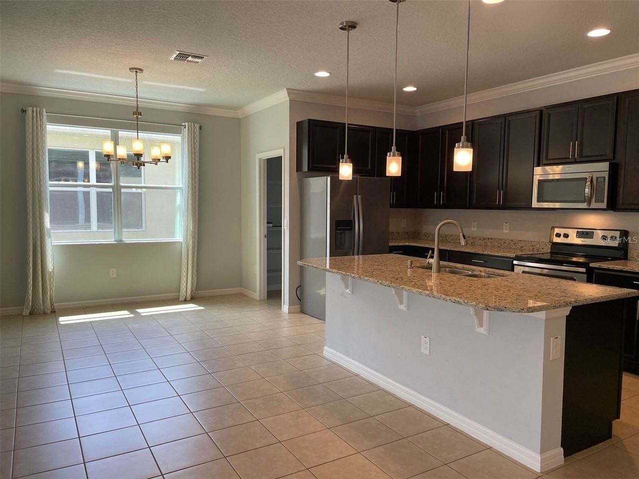 631 Start Magnolia Drive - Photo 6 of 23